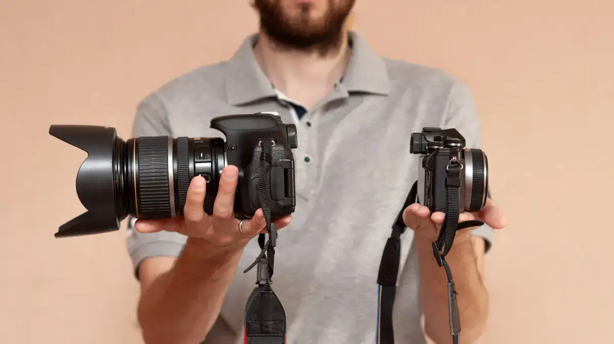 Evaluarea tranziției de la DSLR la camere mirrorless