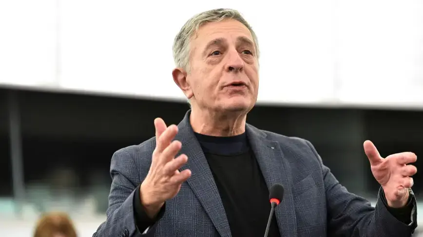 Legislativul UE care conduce probă de spyware a fost descoperit că are un telefon compromis cu Pegasus