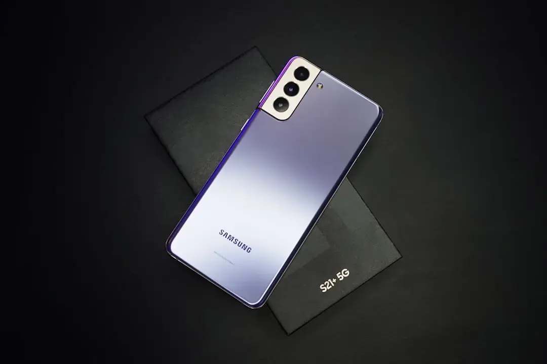 Samsung Galaxy S26 FE devine o despachetare timpurie, dezvăluind detalii cheie de design