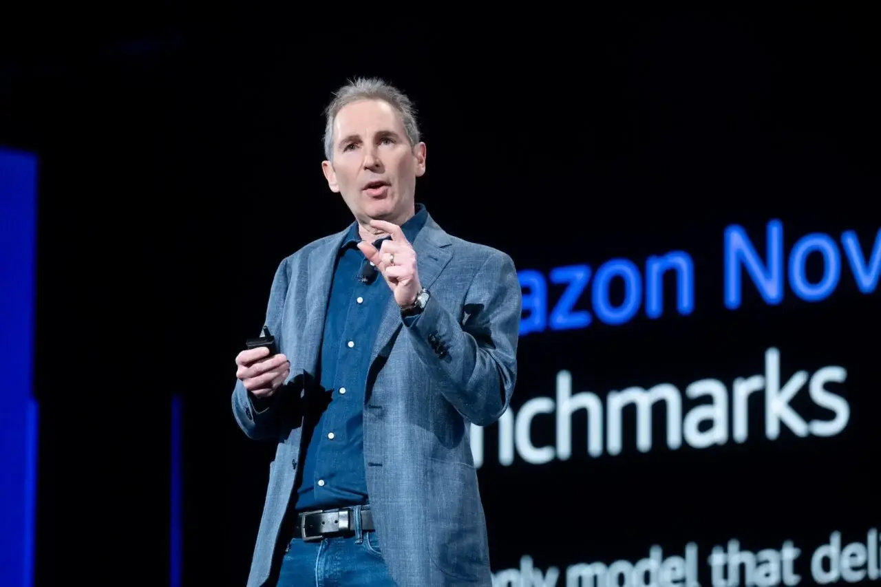 Amazon cere angajaților să renunțe la forțarea AI în fiecare sarcină