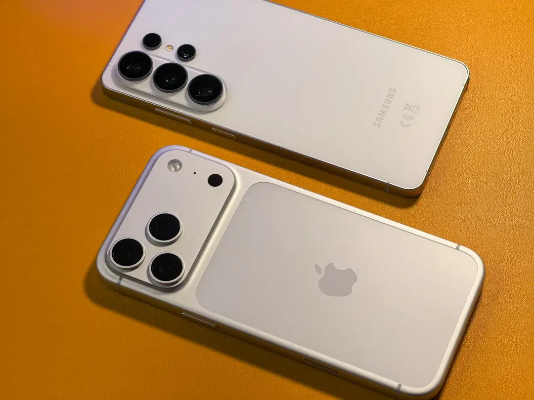 Apple depășește Samsung în vânzările prin operatori în Europa, Q2 2026