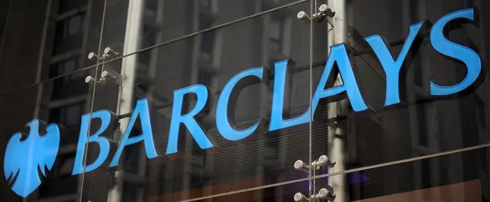 Barclays concediază 5.000 de angajați pentru a miza totul pe inteligența artificială