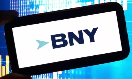 BNY Mellon și Payward explorează parteneriat pentru infrastructura financiară globală