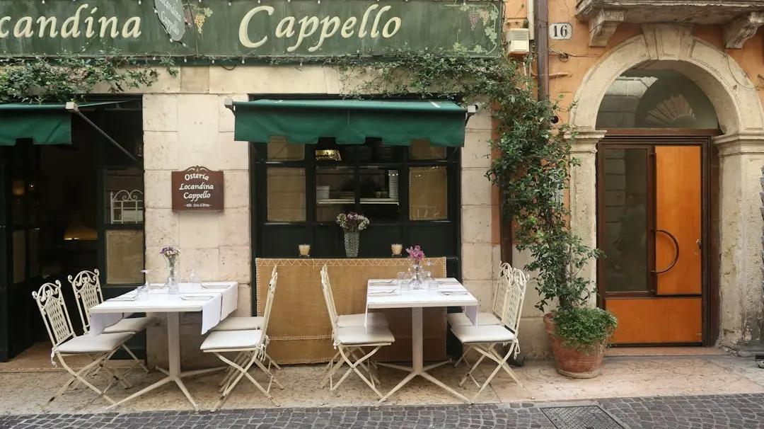 Capcanele invizibile din spatele plăților digitale: De ce filtrele bancare nu mai sunt suficiente