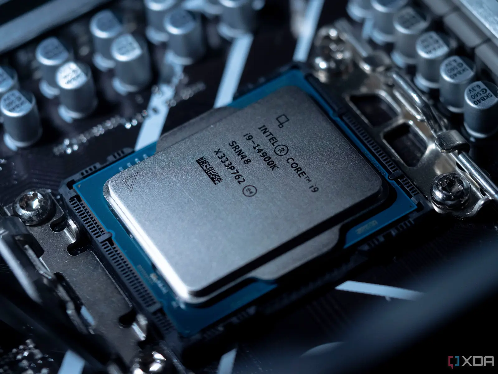 Procesorii de azi pornesc încă ca un chip Intel din 1978