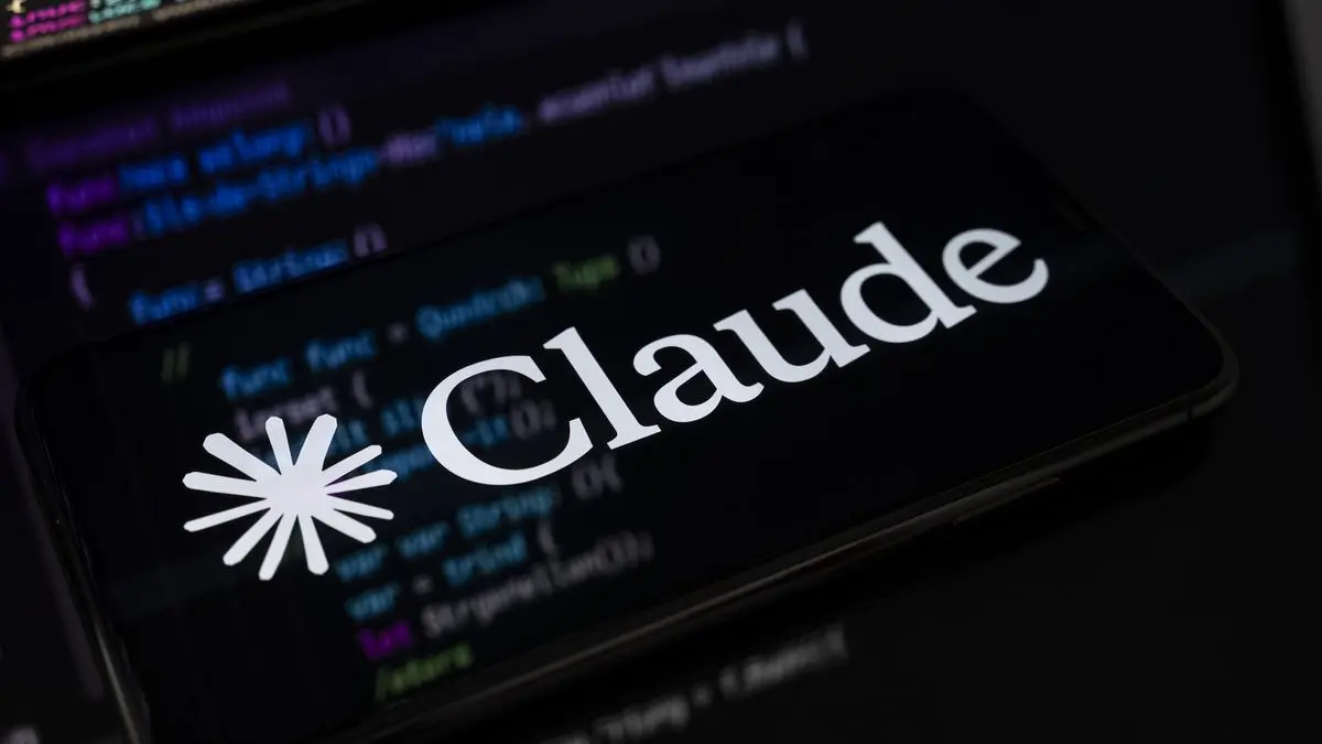 Un singur programator a recreat suita Adobe folosind Rust și AI