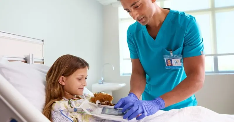 Philips lansează platformă inteligentă de telemetrie pentru monitorizare cardiacă mobilă