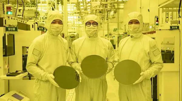 Samsung obține profituri record și acordă bonusuri uriașe angajaților