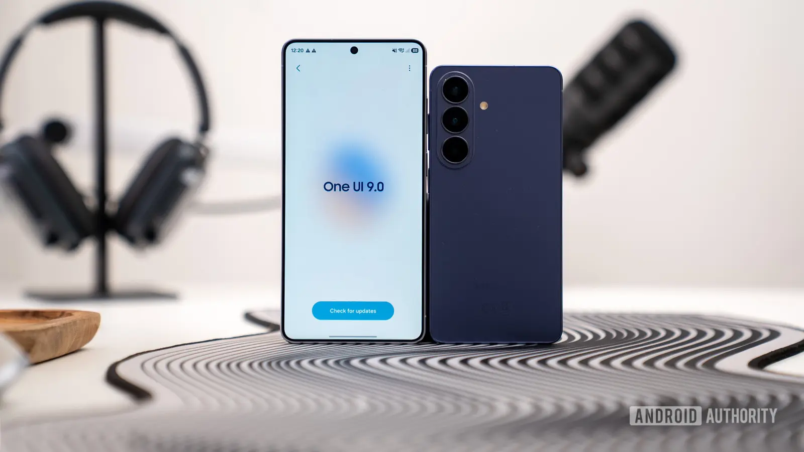Samsung lansează One UI 9 pentru modelele flagship mai vechi