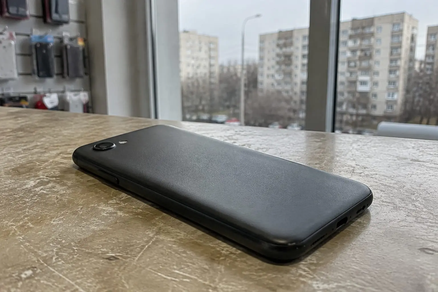 Telefoanele se scumpesc: Criza memoriei lovește dur piața smartphone-urilor