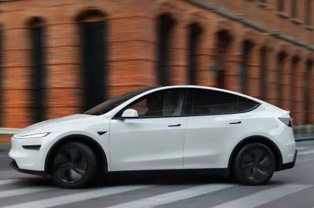 Tesla aduce robotaxiurile pe Model Y până în 2027: Cum vor câștiga bani șoferii?
