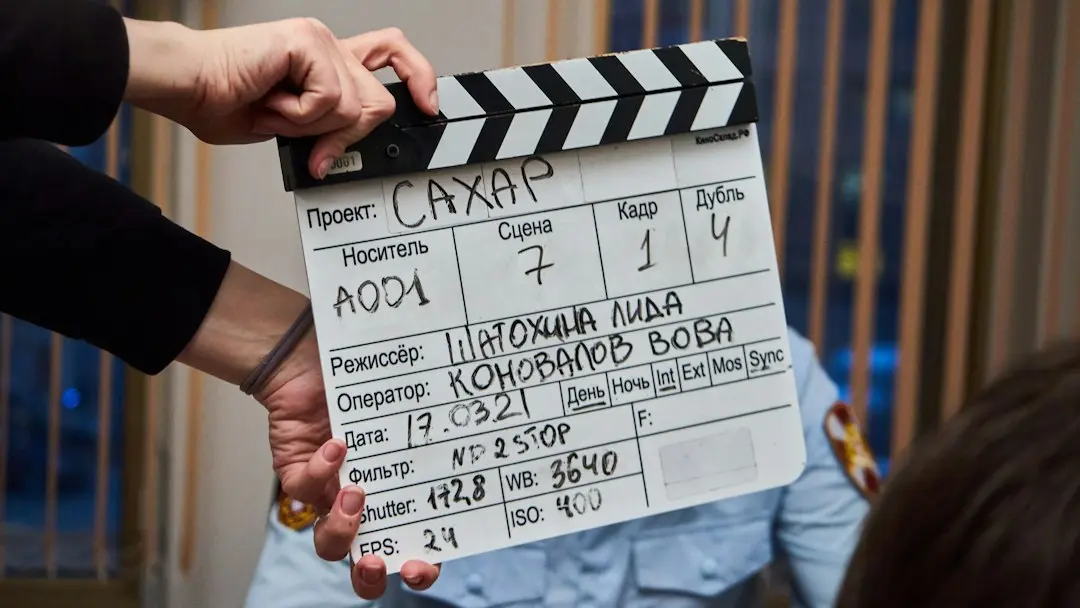 Cine controlează, de fapt, inteligența artificială de la birou?