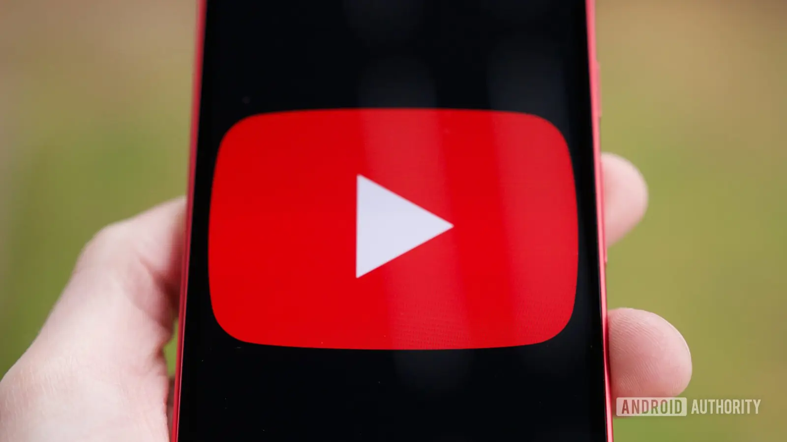 YouTube testează previzualizări AI care răspund la întrebări înainte de click pe video